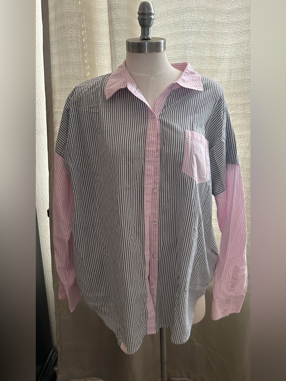Peloton brand button-down shirt in size XL /pink and white striped design